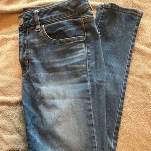 American eagle medium wash jeggings size 6